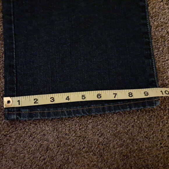 Lucky Brand Dungarees by Gene Montesano Classic fit Jeans Size 34 Short Inseam - Picture 12 of 12